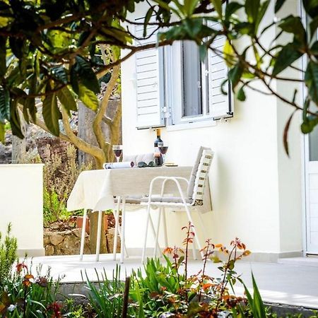 Guest House Rooms Rose Molunat Exterior foto