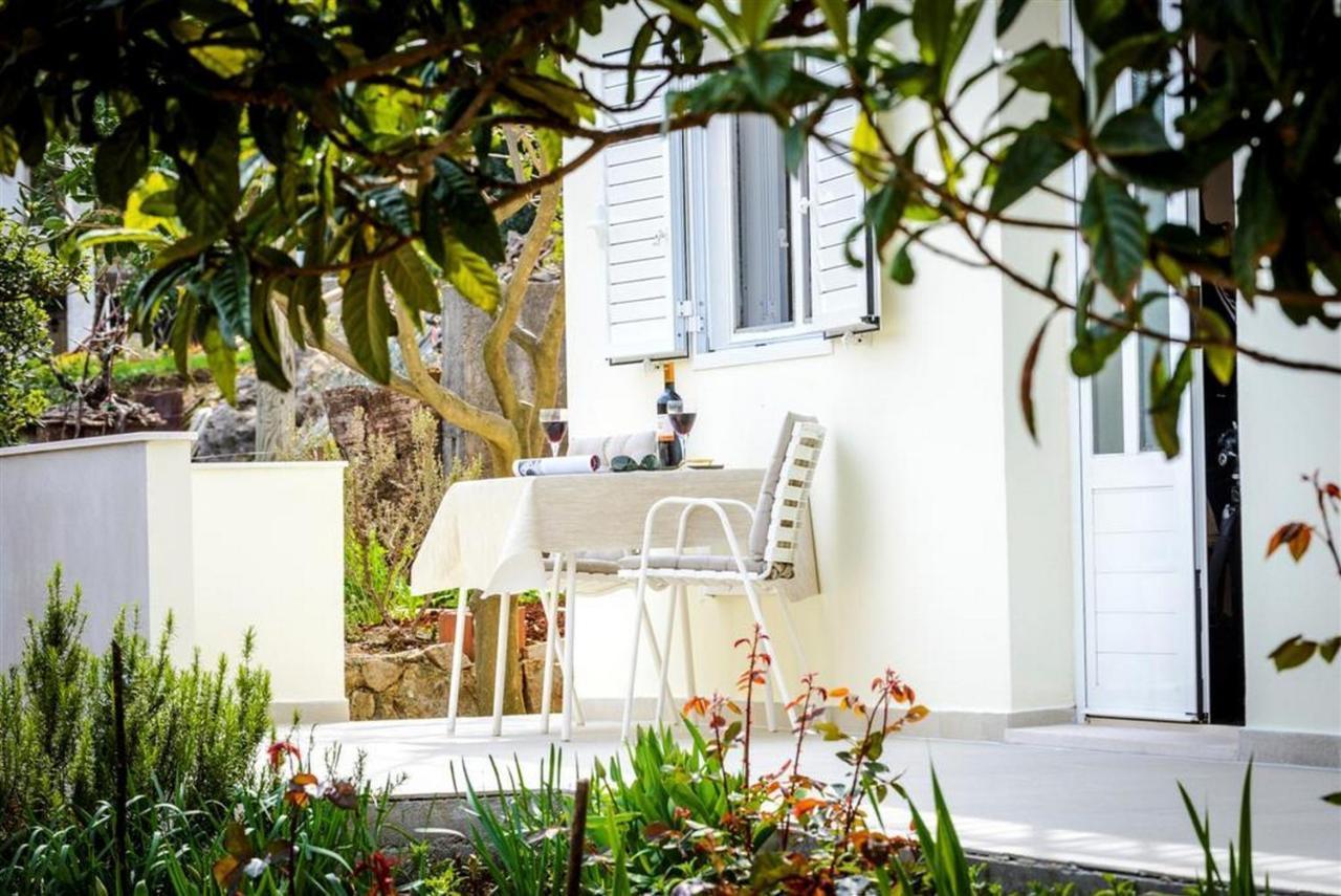 Guest House Rooms Rose Molunat Exterior foto