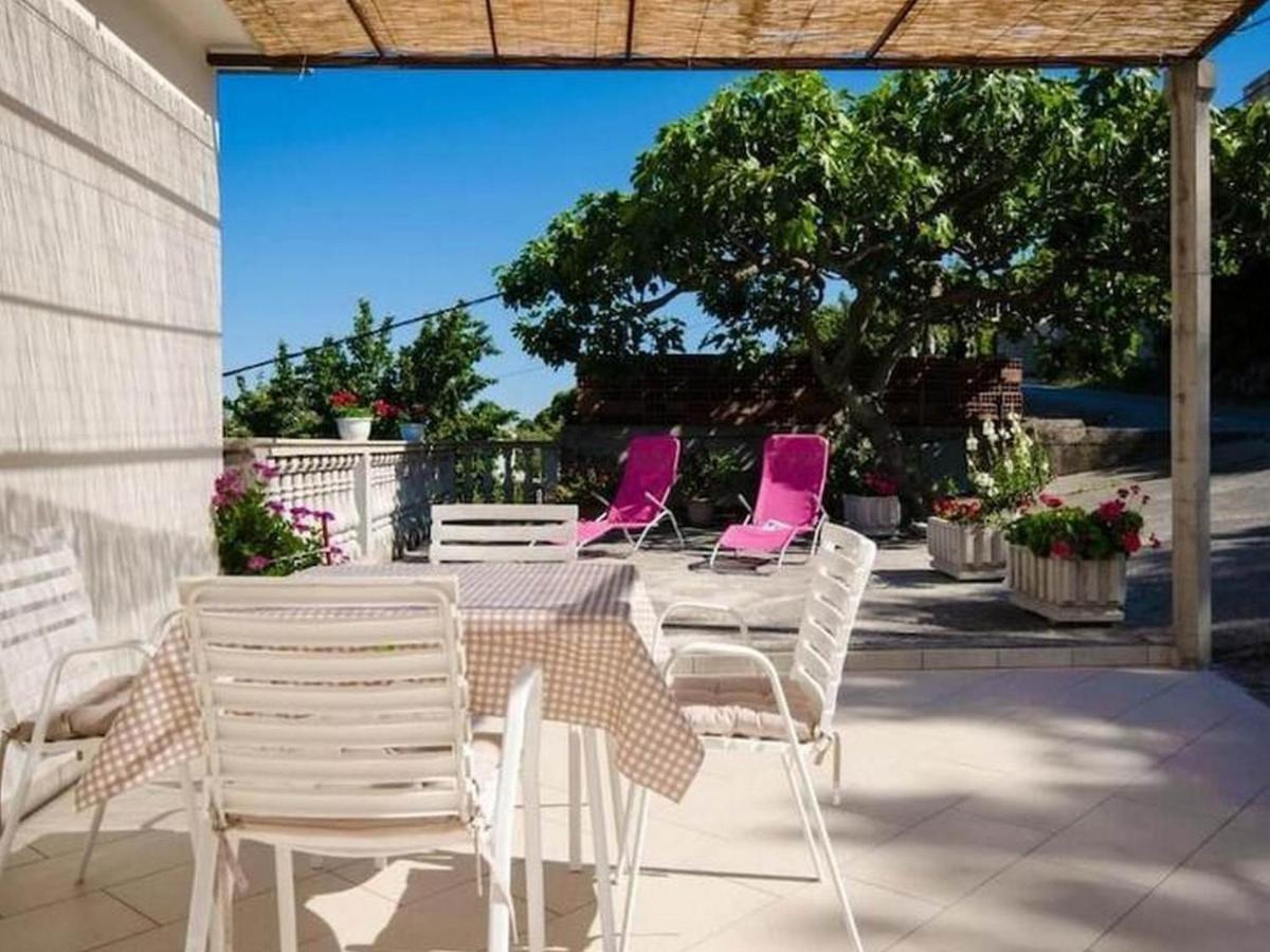 Guest House Rooms Rose Molunat Exterior foto