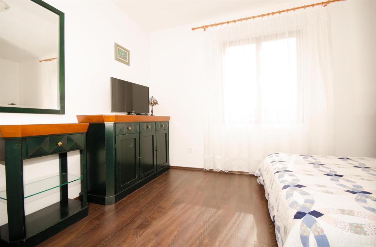 Guest House Rooms Rose Molunat Exterior foto